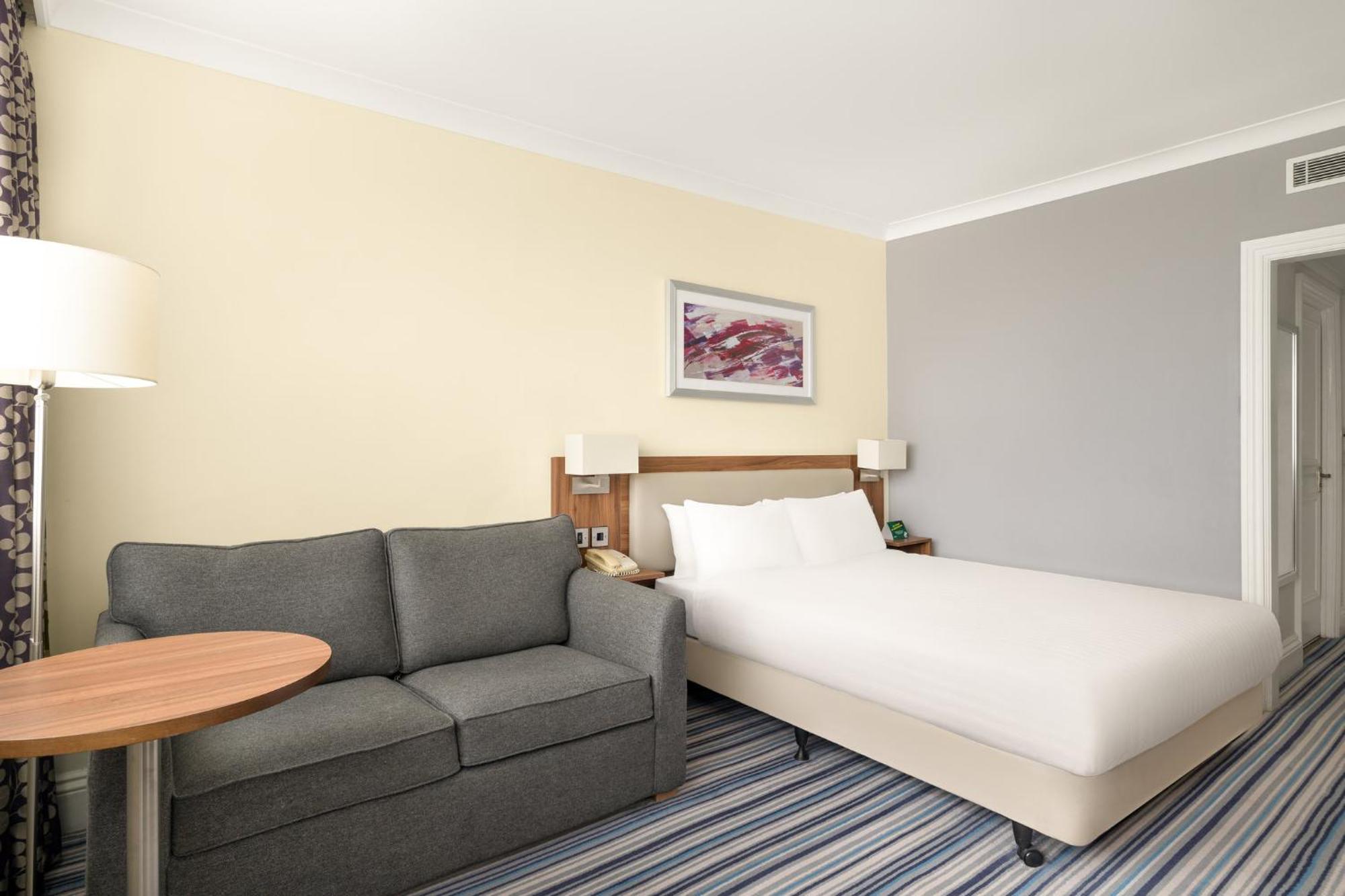Holiday Inn York By Ihg Exterior photo