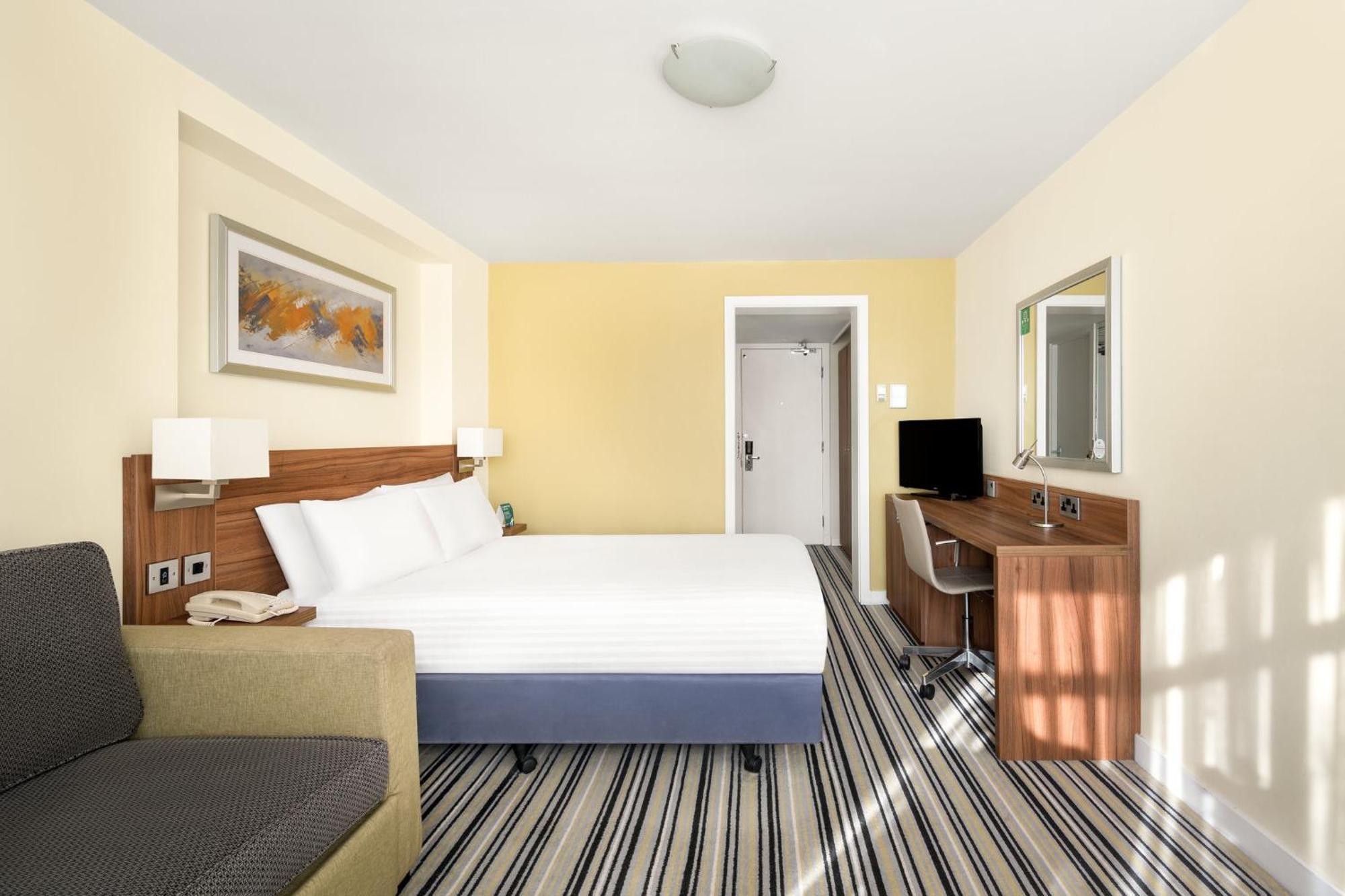 Holiday Inn York By Ihg Exterior photo