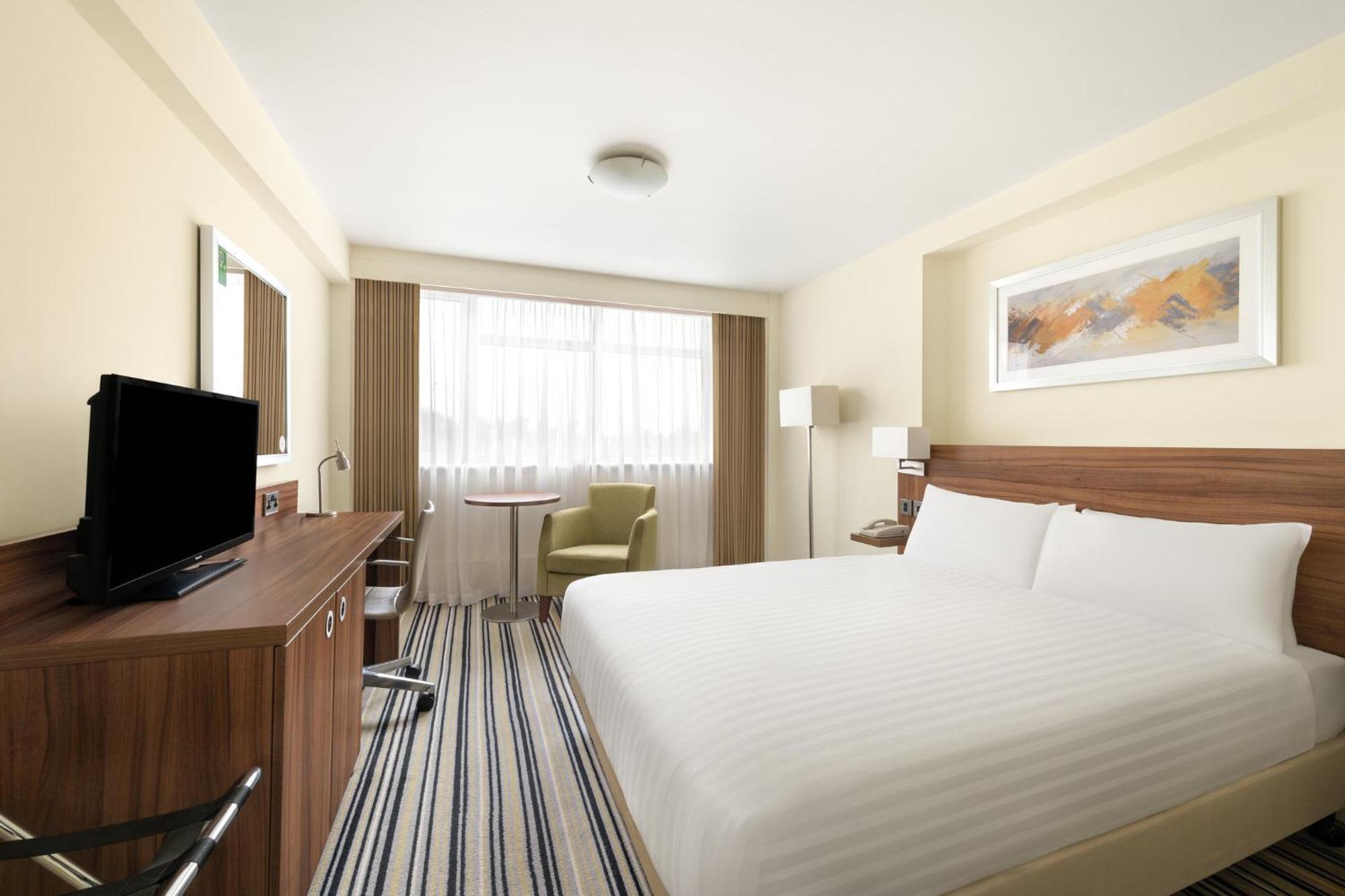 Holiday Inn York By Ihg Exterior photo