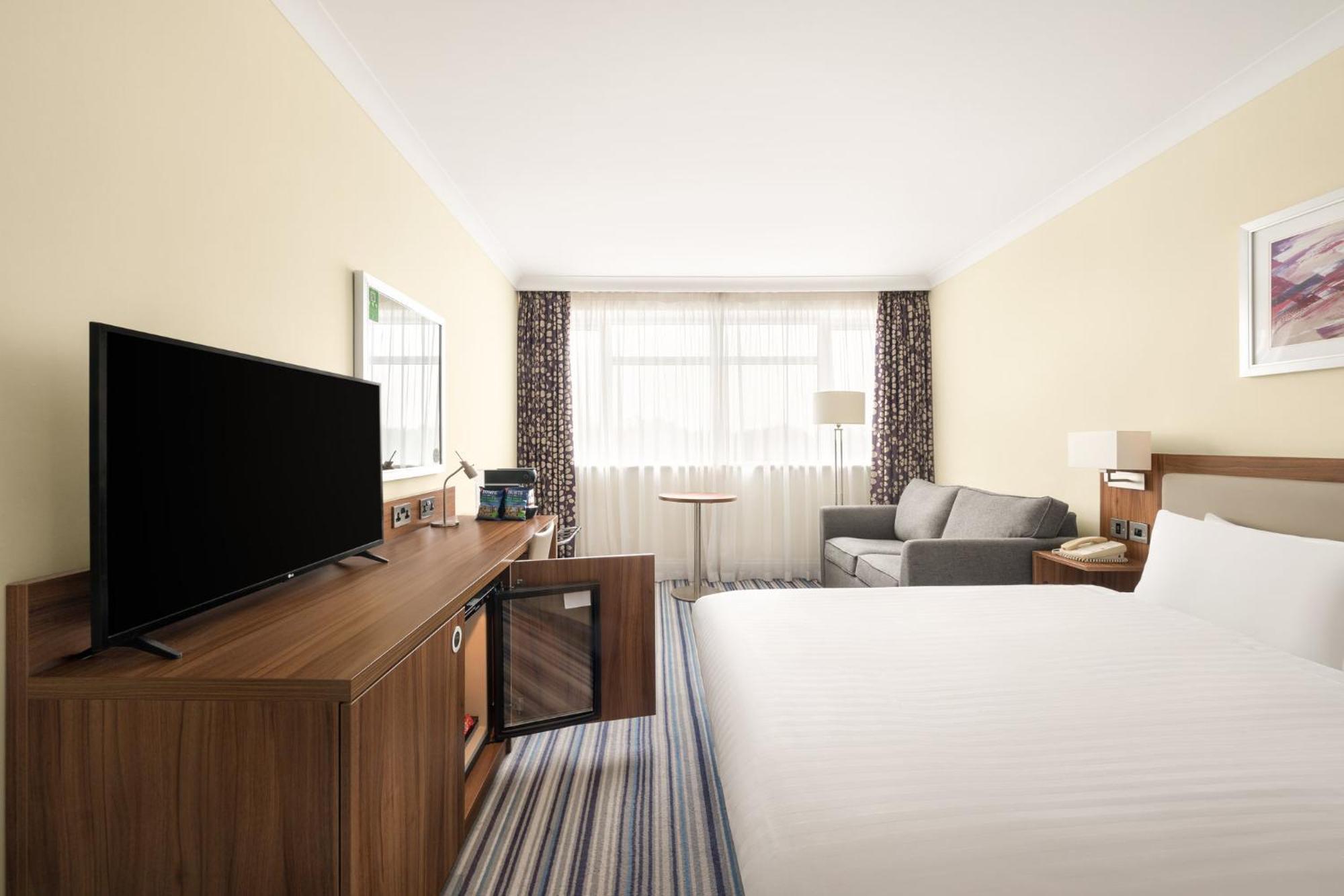 Holiday Inn York By Ihg Exterior photo