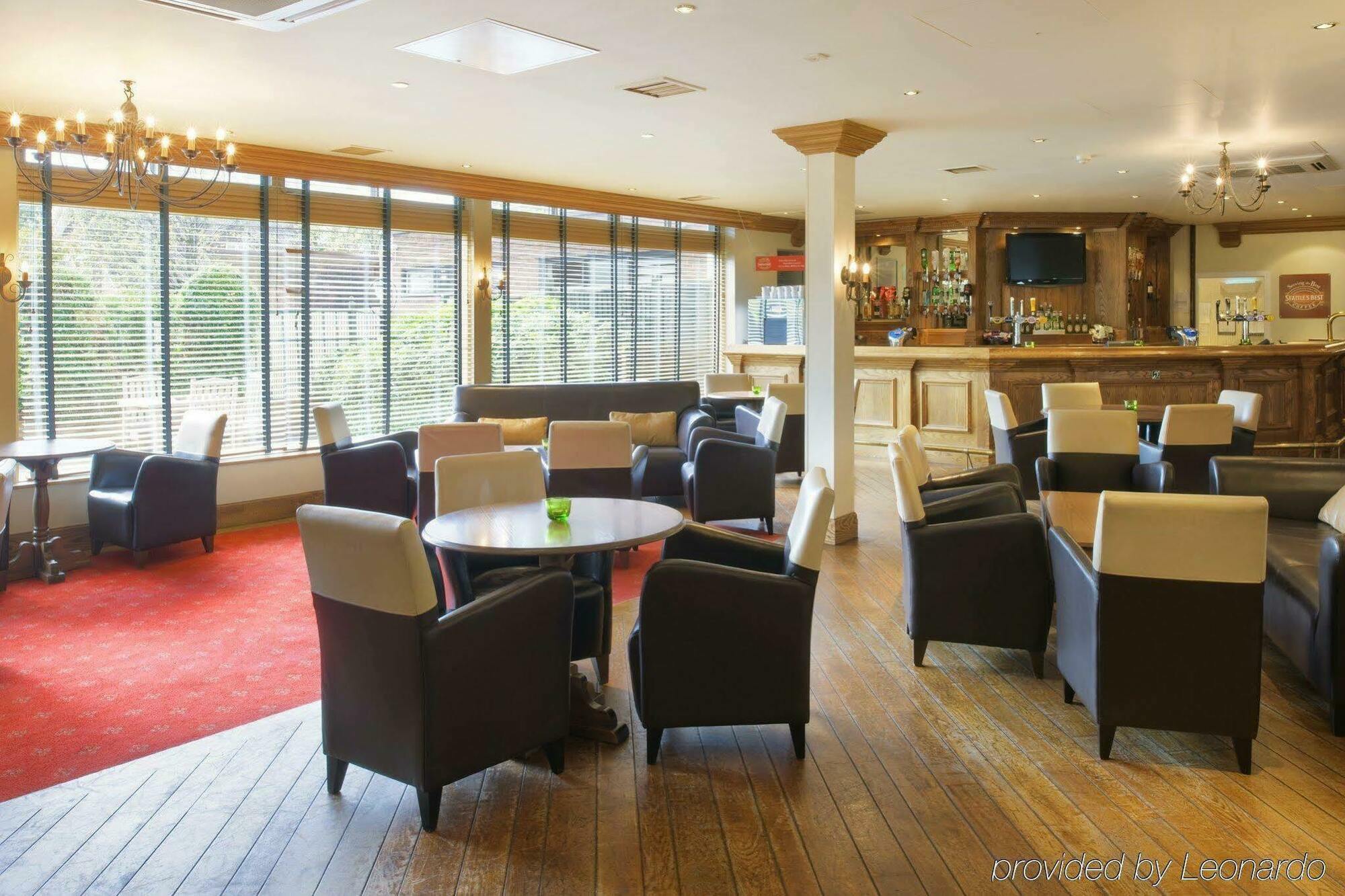 Holiday Inn York By Ihg Restaurant photo